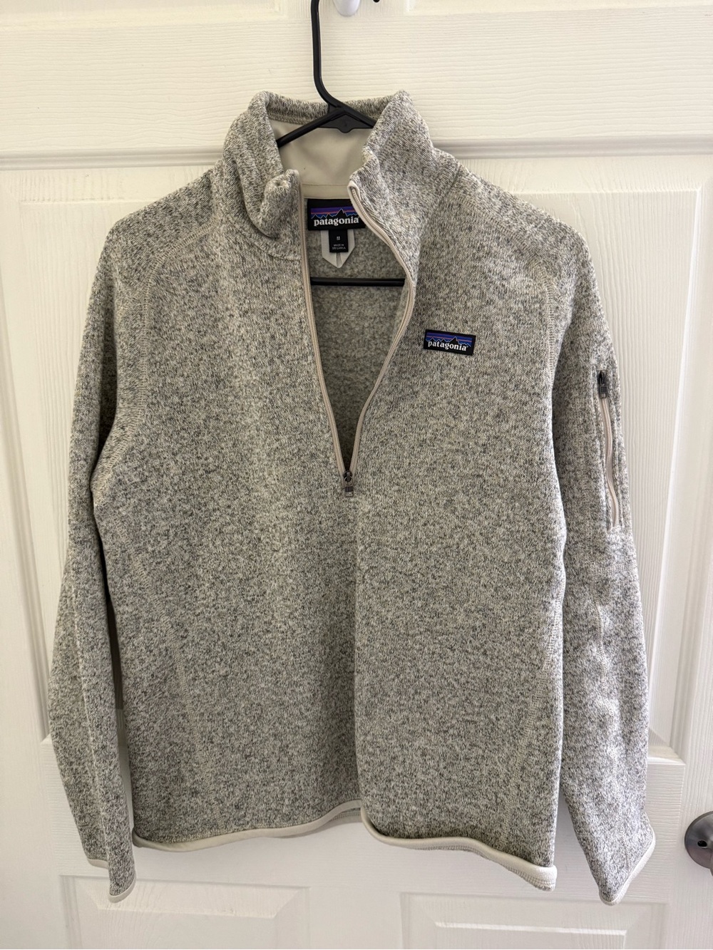 Patagonia Light Heather Gray Quarter-Zip Fleece Pullover